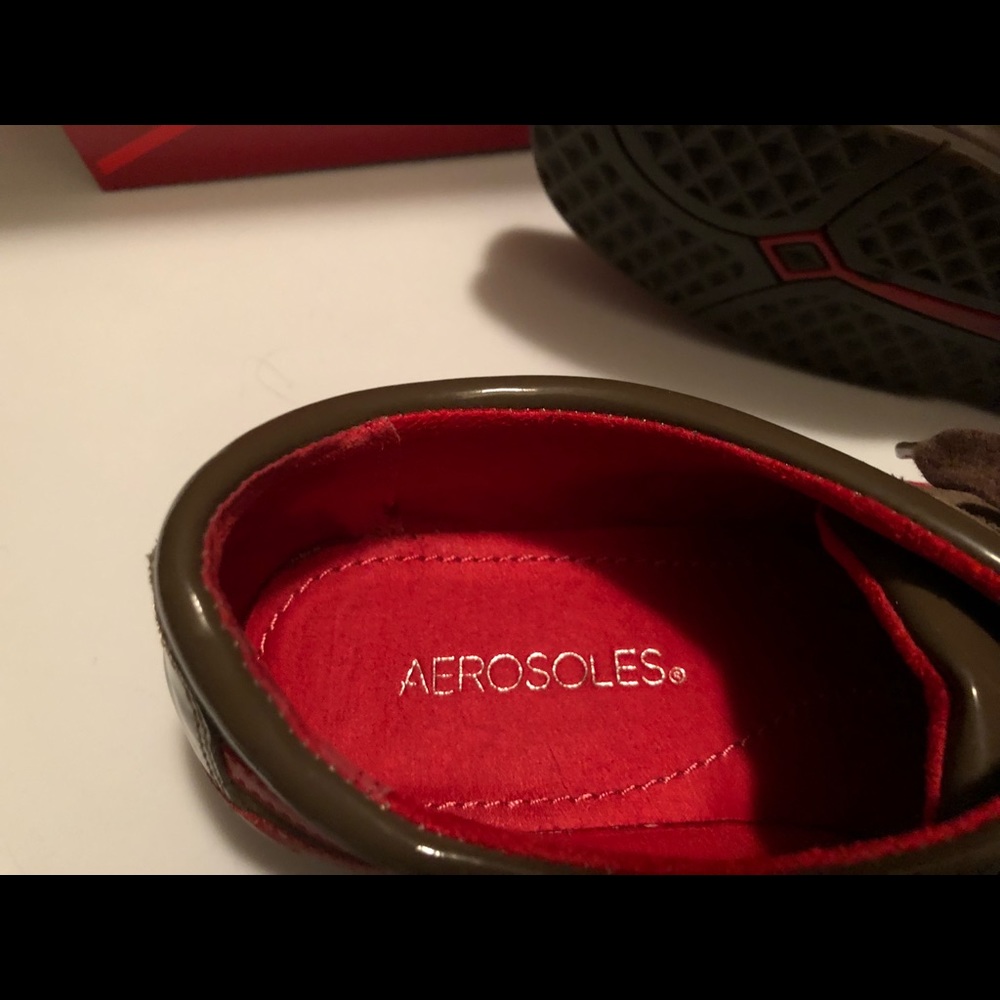 Shoes - Picture 3 of 4